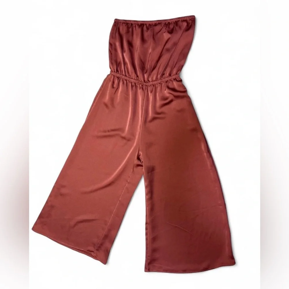 Urban Outfitters Dusty Pink Strapless Wide Leg Jumpsuit | Festival Wedding Guest - Picture 2 of 5